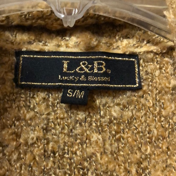 Ladies knit vest - Picture 2 of 3